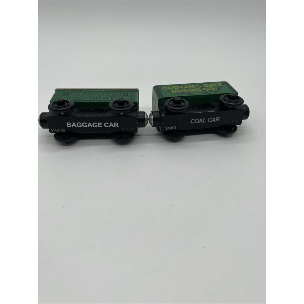 Thomas & Friends Wooden Railway - Crovan's Gate Mining Co. Coal Car & BaggageCar - Picture 15 of 16
